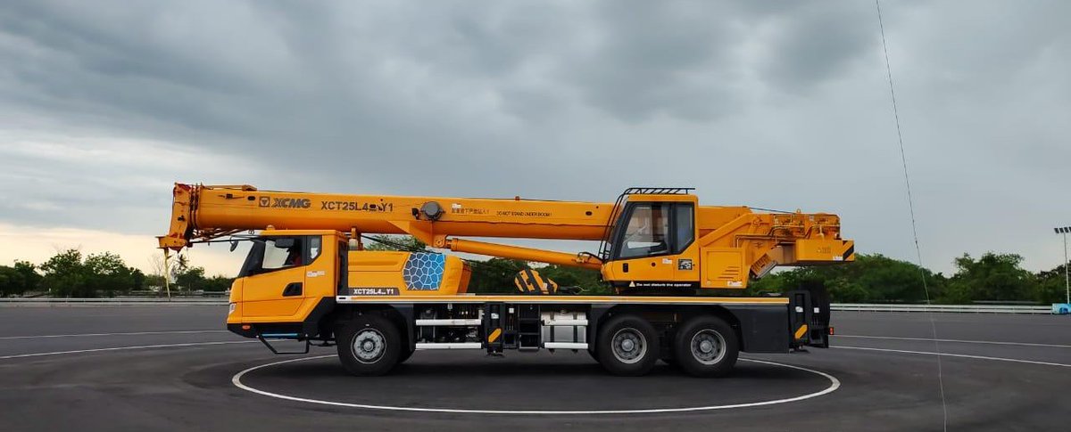 Garc_Natrip's tweet image. A great achievement for GARC 📜
We have issued the CMVR Certificate for a Mobile Crane for first, marking a new milestone in certification services.
#GARC #CMVR #MobileCrane #Milestone #Certification