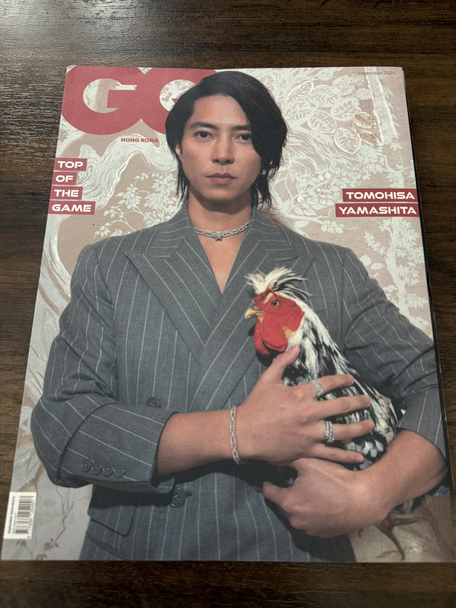 NEWS&山下智久CD61枚 山下智久が表紙のOCEANS最新号は人気の「街角パパラッチ」特集