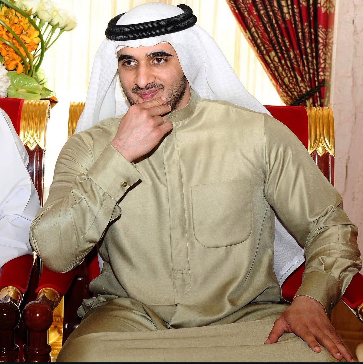 مرت عشر سنوات على وفاة الشيخ راشد بن محمد بن راشد آل مكتوم، اللهم اغفر له وأرحمه وأسكنه فسيح جناتك 
#ذكرى_وفاة_الشيخ_راشد_بن_محمد