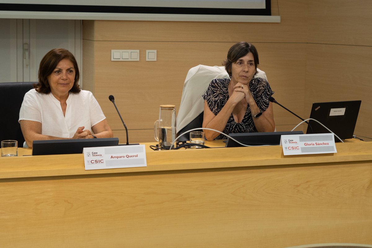 Gloria Sánchez, investigadora de <a href="/VISAFELab/">VISAFELab</a>, participó ayer en el ciclo de conferencias de <a href="/CSICval/">Casa de la Ciència CSIC València</a> sobre la respuesta científica del CSIC ante la DANA de Valencia.

Su intervención se centró en el impacto de los vertidos posteriores a la DANA en la Rambla del Poyo y la Albufera.