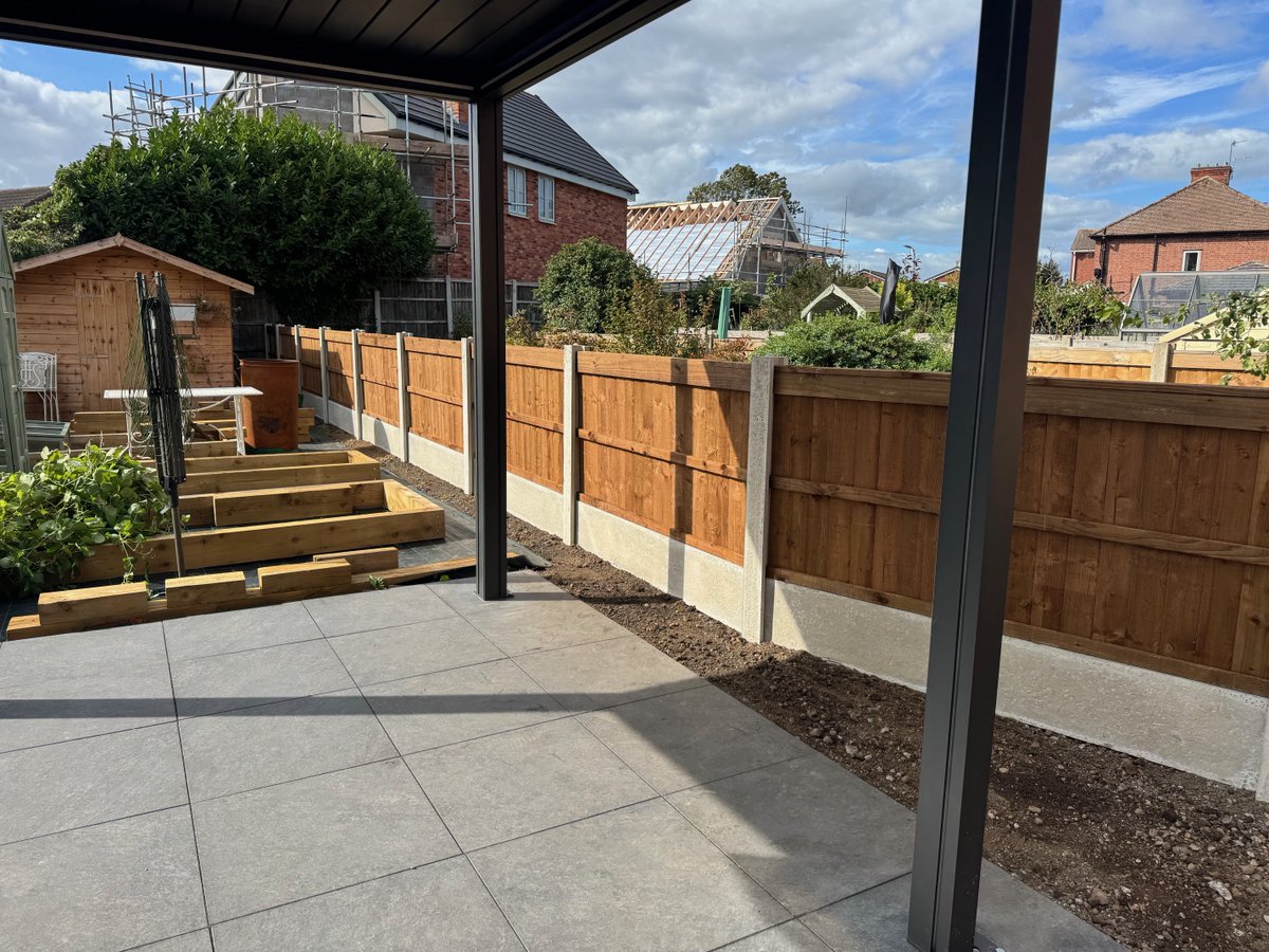 lefencing's tweet image. 4ft high fencing fitted in Breaston. To purchase any of our products online please visit lefs.co.uk