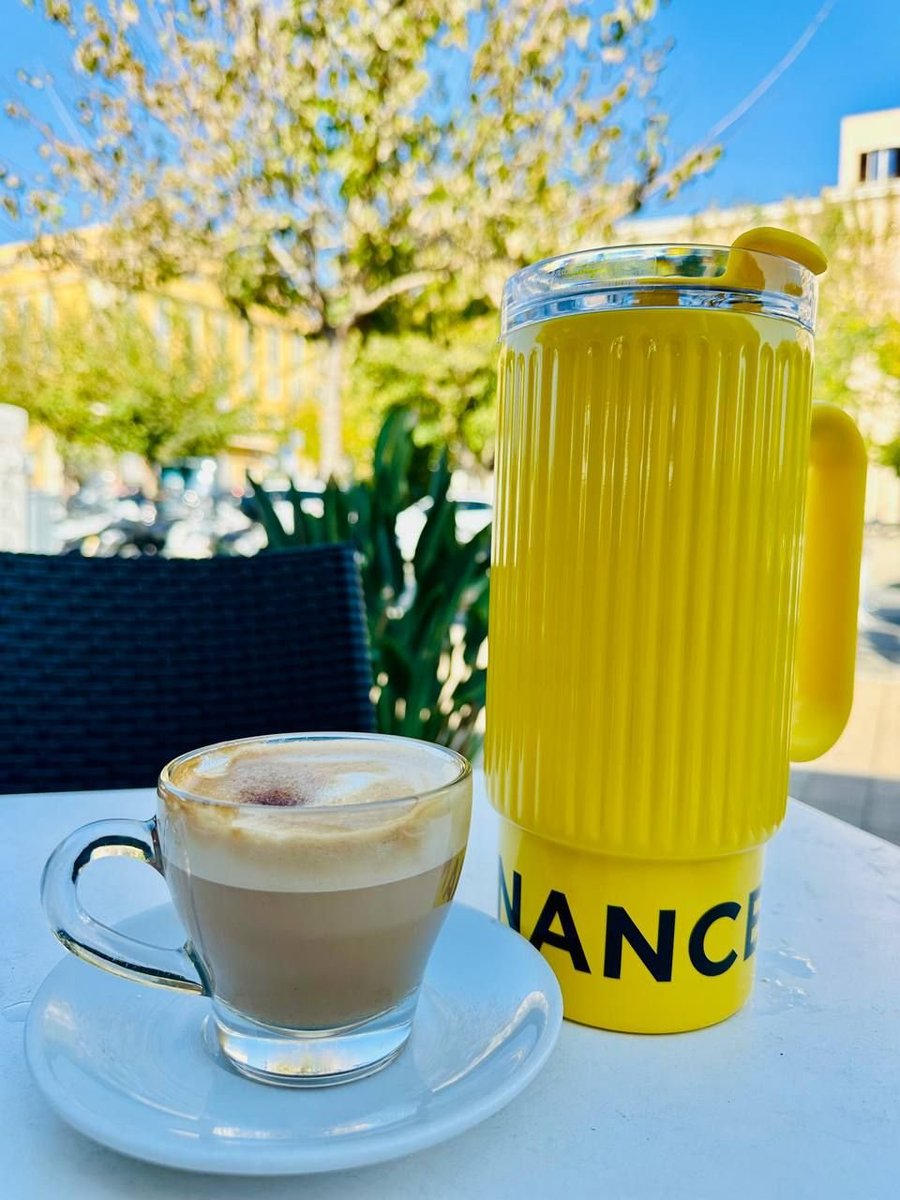 BinanceFutures's tweet photo. GM🌞🌞
The cozy vibes of autumn are definitely kicking in! 🍂 https://t.co/7kOSZuOTcs