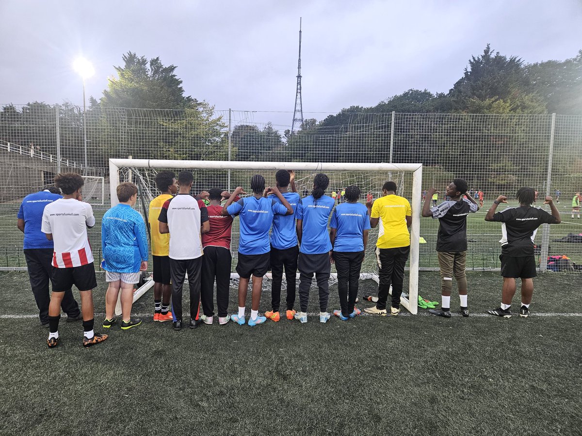 Sports Fun 4 All Kit Giveaway ⚽️ 

Thanks to <a href="/DirectSoccer/">Direct Soccer</a> for the kit donation 

#Bellingham #Borough #Catford #CrystalPalace #Deptford #Downham #Brockley #ElephantAndCastle #Eltham #LondonBridge #Mottingham #Kidbrooke #Kennington #Stockwell #YoungPeople #FreeFootball #youthwork