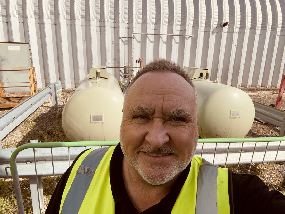 SimplyLpg's tweet photo. Love a day at the Sharp end meeting customers old and new 👌 https://t.co/EeYs9cRswS