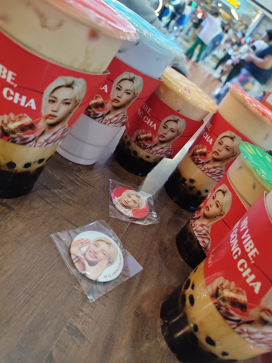 foxy_inniee's tweet photo. Felix domination 🙏
#FelixxGongcha #GongchaPH #StaySweet #FelixMerch #FelixCupSleeve https://t.co/txmJaivAoY