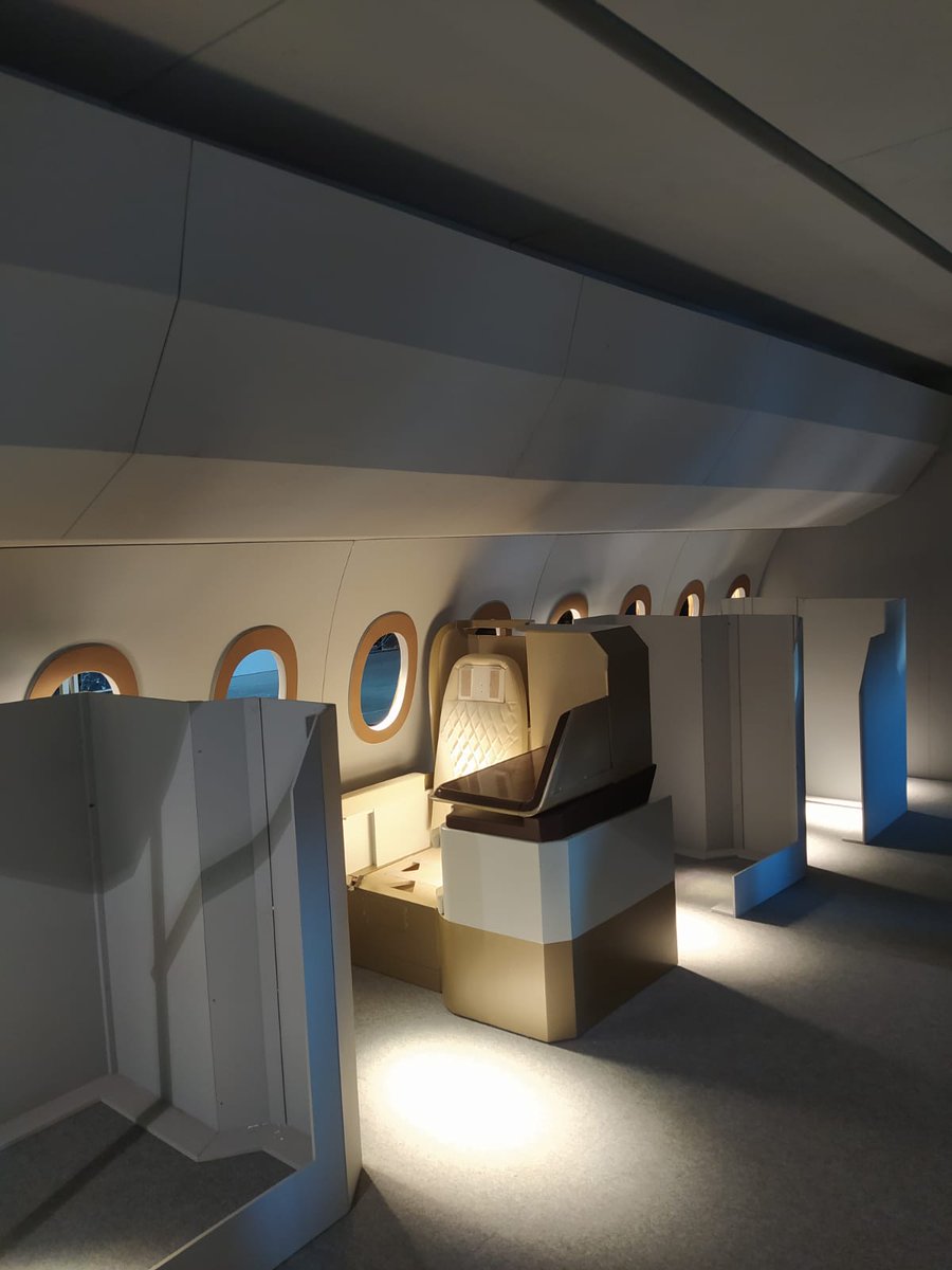 Artefactobiz's tweet image. Construcción de decorados para Fly Emirates. Gracias @twentyfour7team 

Buenos días.. Colegas.

#artefactoescenografía #artefactoworkshop #setbuilder #setconstruction #construcciondedecorados #nosencantanuestrotrabajo