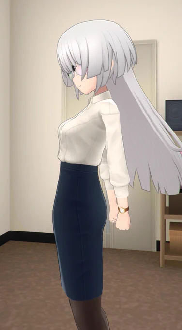 寧里先生(妄想)のスーツ、分かってはいたけどちっちゃい子が無理してスーツ着てる感がすごい。。。! でも出るとこ出ててちゃんと大人の体型なんですよね(ろくろ そしてヒップのぱんつライン。。。 ちなみにピンクでした