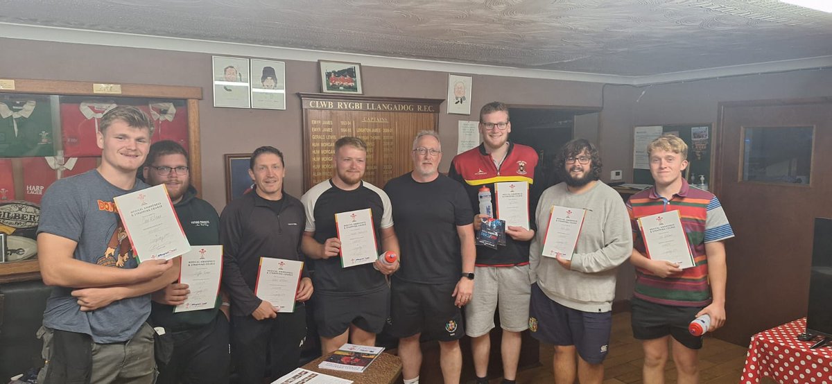 Big thanks to <a href="/WRU_Community/">WRU Community - Wrth galon y genedl</a> for hosting a Strapping &amp; Medical Awareness Course at the club this week.  Some of the lads have now been certified!!
🔴🟡⚫️🔴🟡⚫️