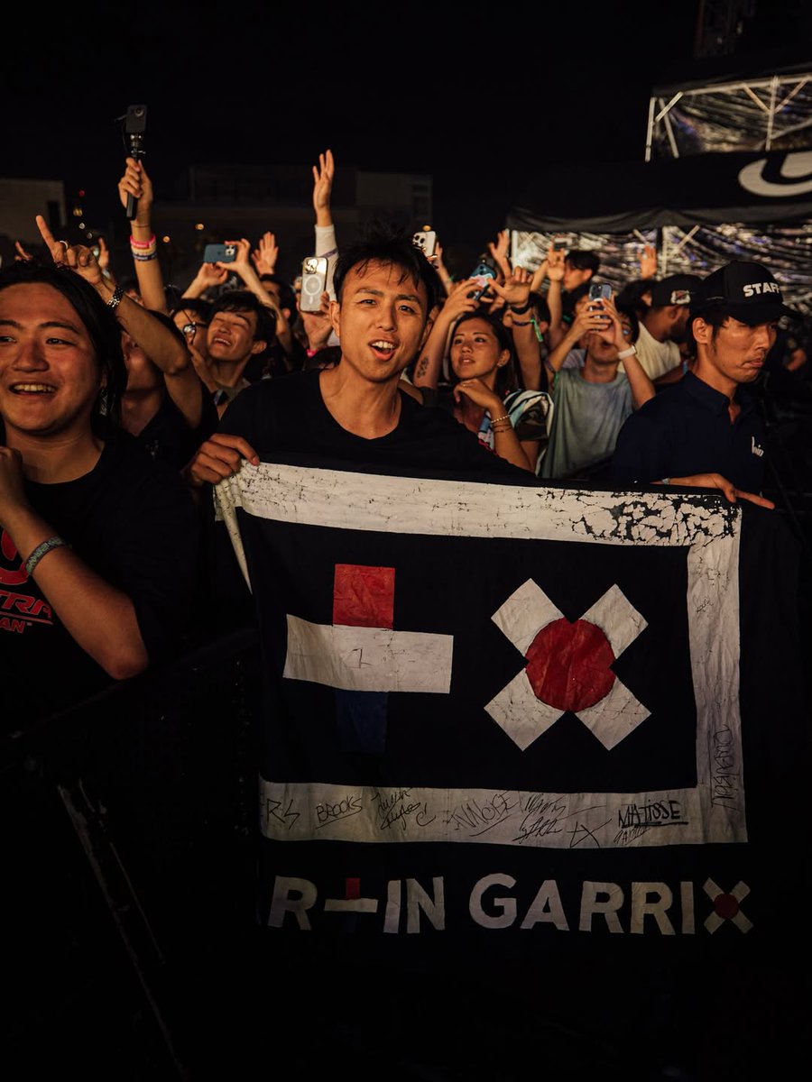 MartinGarrix's tweet image. Arigato Japan. miss you guys so much already. thank you for making me feel at home ❤️🇯🇵
