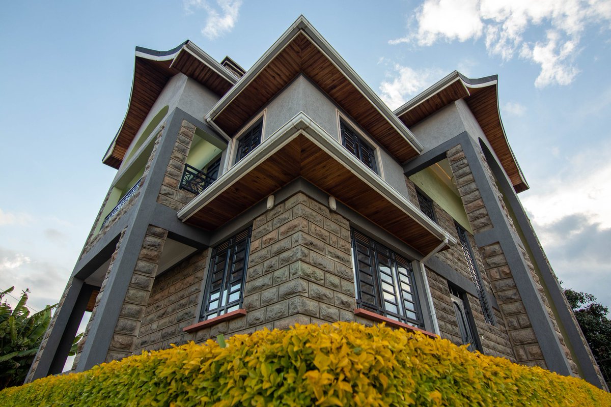 StructureForms's tweet image. 4-bedroom all-ensuite maisonette — a masterpiece.
Every detail, a legacy.
#StructureForms #Construction #Maisonette #Ndakaini