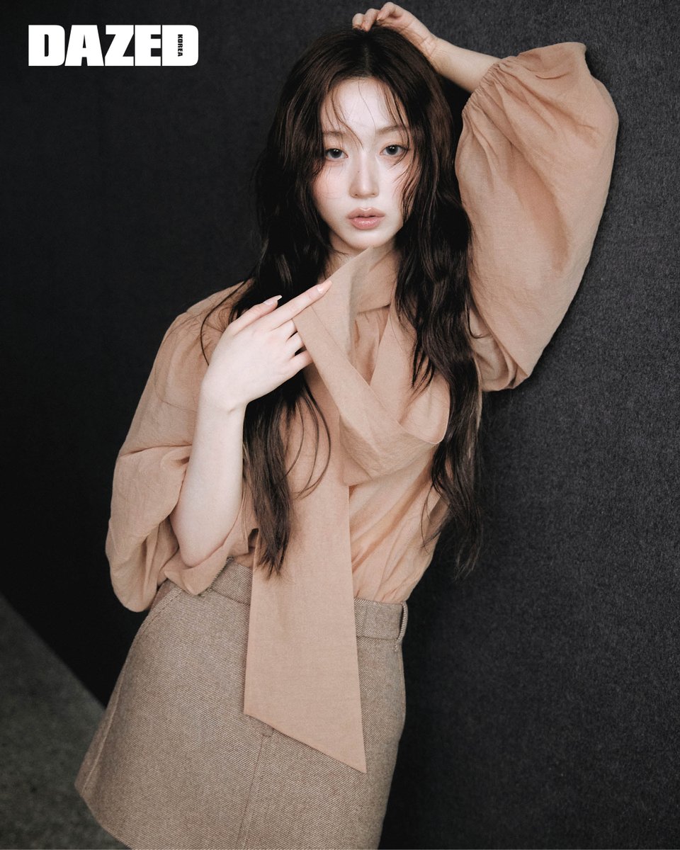 NMIXX_official's tweet photo. NMIXX HAEWON on #DAZEDKOREA

#NMIXX #엔믹스
#해원 #HAEWON
#BlueValentine
#NMIXX_BlueValentine
#andotherstories https://t.co/hKkDZ1QQnq