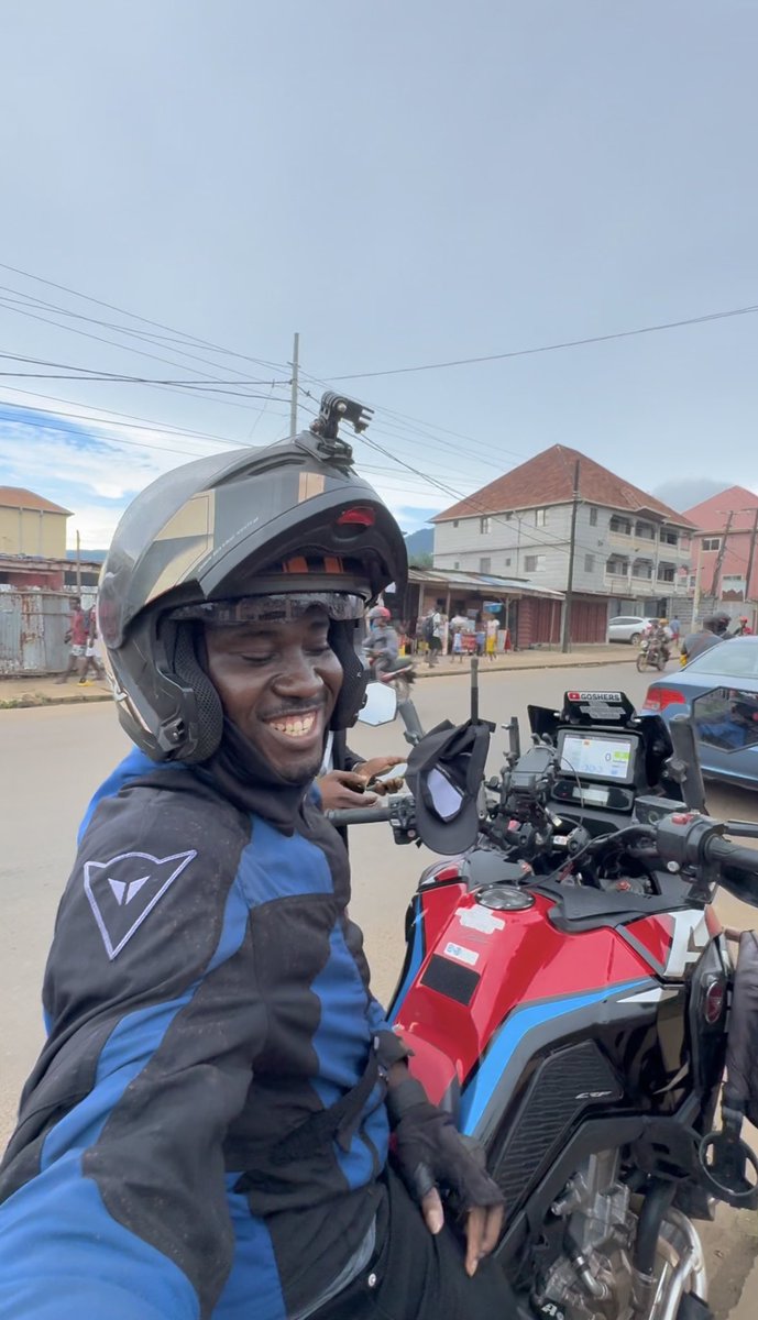 goshers_'s tweet image. Just found out my 24hr stay in Freetown was swiftly sponsored by #Zeepay. I’m impressed.

Please, help me thank Zeepay 🤸🏾‍♂️🤸🏾‍♂️😁 
A true #Afrocentric brand to support ❤️