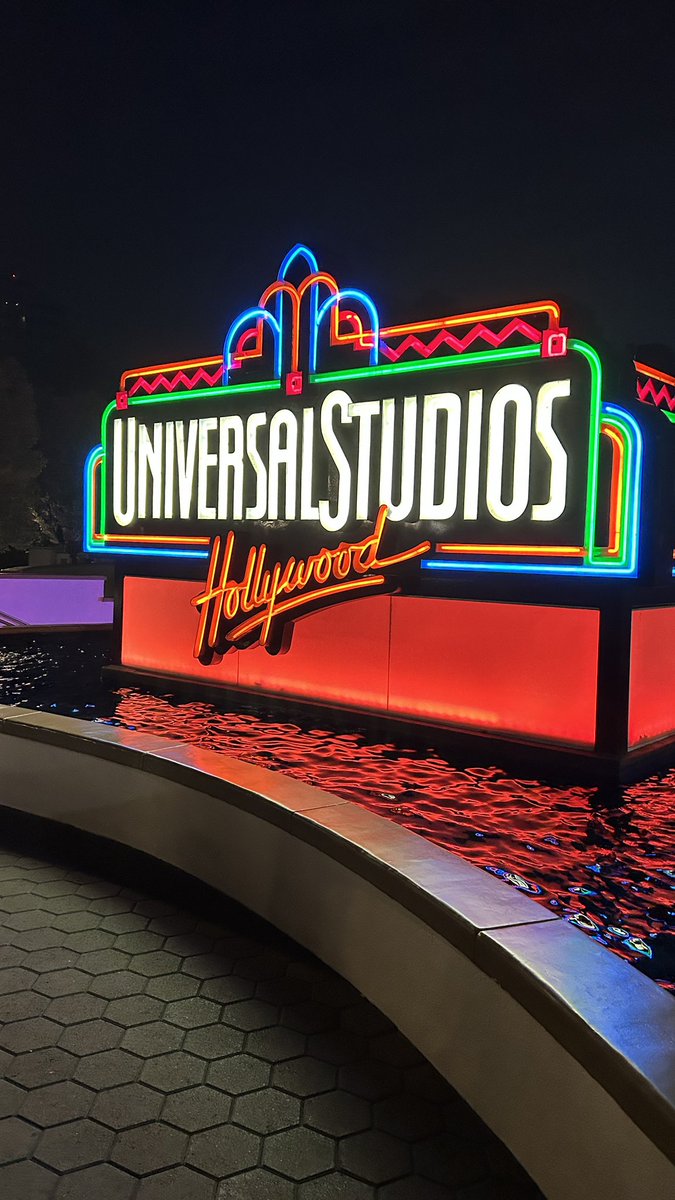 シャル tweet media