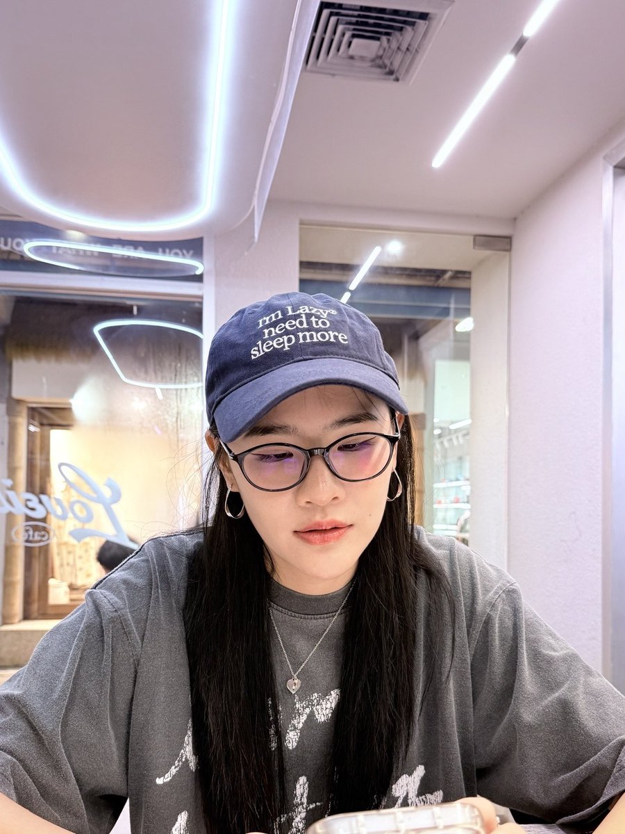 _pundao's tweet image. สวัสดีวันหยุด🤓