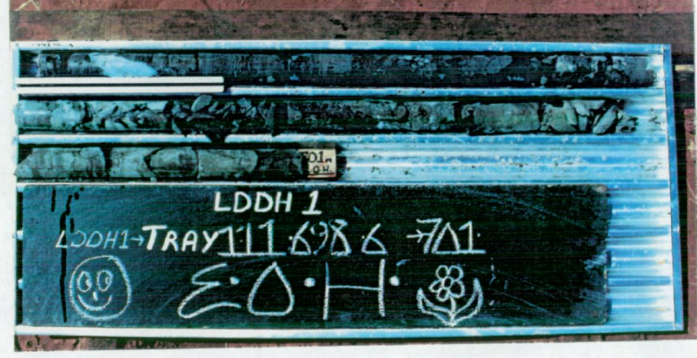 Iceni_Gold's tweet photo. This week we reviewed the drill core from hole LDDH1 at Welcome Creek with GSWA.

Originally drilled by Normandy Poseidon in 1994 to 701m, the anomaly remains unexplained.

Next step: extend to 1200m to test the geophysical target.

#Geology #Exploration #WelcomeCreek https://t.co/j07ObXEDKv