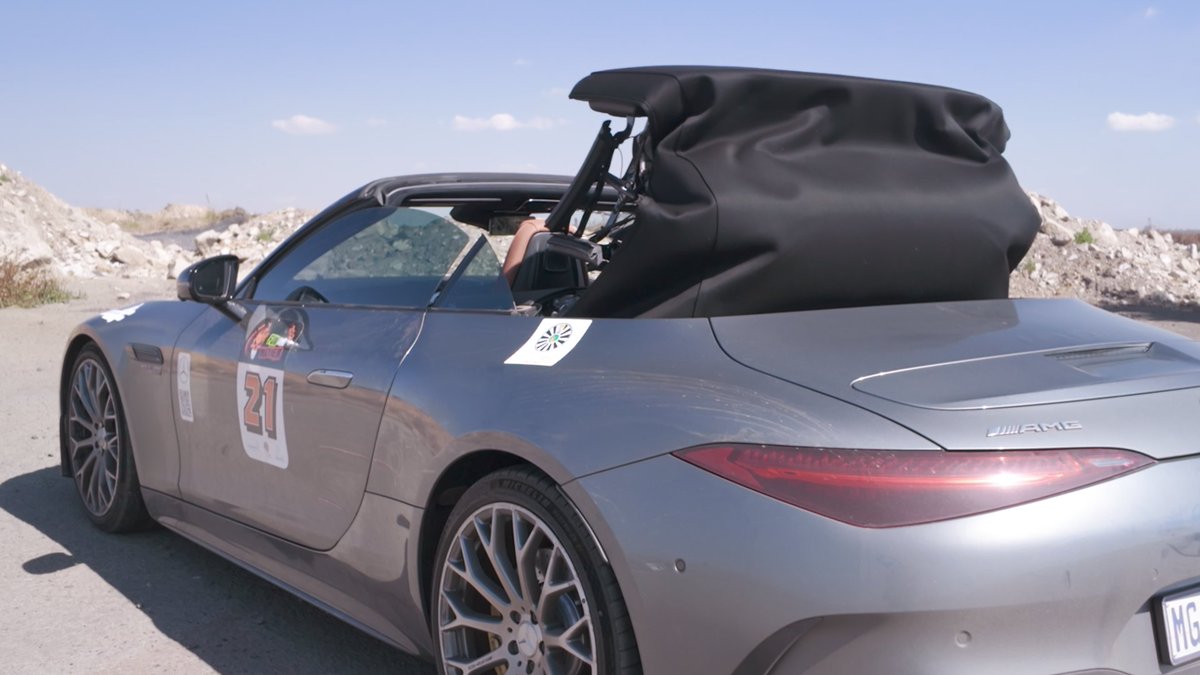 AutoTraderSA's tweet image. We recently put the Mercedes-AMG #SL63 through its paces! Would you take the drop-top #SL or the hard-top #GT? bit.ly/IsTheMercAMGSL…