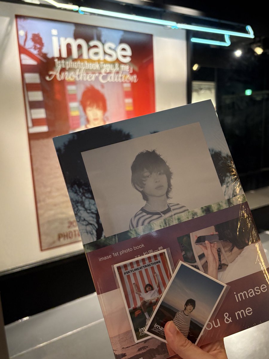 写真展行って来ました！
ご飯屋さんが沢山ある渋谷PARCO地下の奥に進むと静かで落ち着いたギャラリーが出現🫧
都会の喧騒から離れてimaseくんやメルボルンの陽の光のあたたかさに包まれるような空間🐠🪴☀️
#imase  #youandme