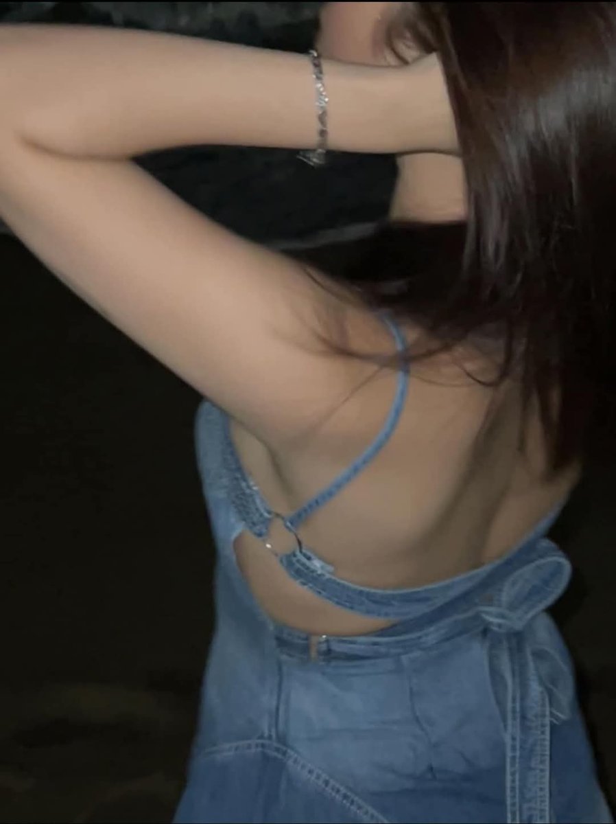 mintpeaches21's tweet image. Gu tui dạo này là mấy e hocsinh cấp 3 á, đi date nó duii 💕
#hocsinh #cap3 #fwb #ons #2k10 #honghainhi