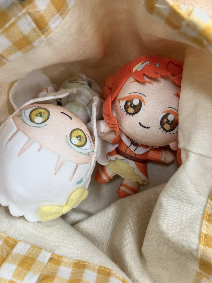 小学校、幼稚園、仕事それぞれ
終わって急いでモーリー🤫✨️
1プレイ200円と知り恐る恐る
始めたけど3600円でリンリンと
つむぎちゃん無事お迎えできて
よかった🎀🫶🏻
明日の、バズリウムツアーに
一緒に行けると子どもたち大喜び〜