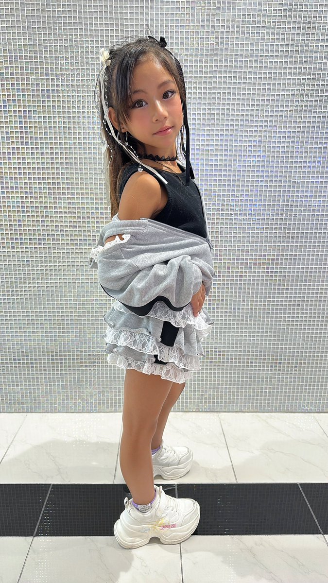 こんばんフル〜💛
今日は、モデルレッスン✨
明日の撮影会に使えるポージングを学んできますっ❣️

#ANAP
#キッズモデル
#ポートレートモデル
#撮影会