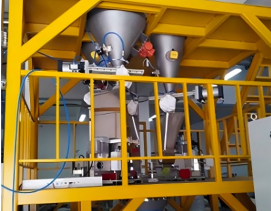newenergy_gnpn's tweet image. Enhance the mixing of precursors and lithium in our homogenizer prior to transferring to the crucible. Accuracy is crucial! ⚗️ #MaterialScience #Innovation #LithiumProcessing #foryou #fyp