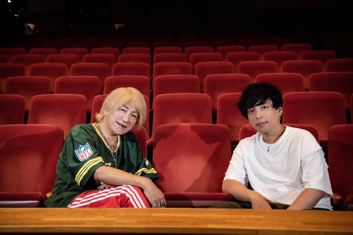 【公式】TVガイドPERSON/dan/VOICE STARS/Stage Stars (@tvguideperson) on Twitter photo 【「GRANRODEO 20th Anniversary Book(仮)」10/20発売】デビュー20周年を迎えた #GRANRODEO(<a href="/GR_staff/">GRANRODEO_staff</a>)の記念本から先行カット第2弾を公開!思い出の地・横浜での撮り下ろしグラビアやロングインタビューなど大ボリュームでお届け。発売記念イベントは10/25(土)に開催!詳細はzasshi.tv/products/54501/ 【「GRANRODEO 20th Anniversary Book(仮)」10/20発売】デビュー20周年を迎えた #GRANRODEO(<a href="/GR_staff/">GRANRODEO_staff</a>)の記念本から先行カット第2弾を公開!思い出の地・横浜での撮り下ろしグラビアやロングインタビューなど大ボリュームでお届け。発売記念イベントは10/25(土)に開催!詳細はzasshi.tv/products/54501/