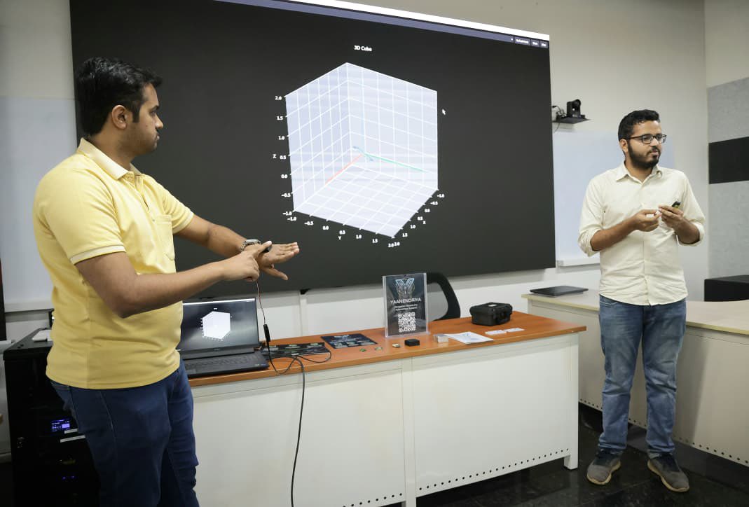dpradhanbjp's tweet image. Also, had a look at several other semiconductor innovations as well as a low-cost sickle cell anaemia screening kit incubated by start-ups housed at IISc. Glad to know that all these innovations are being commercialised.
Compliment @iiscbangalore for their research and…