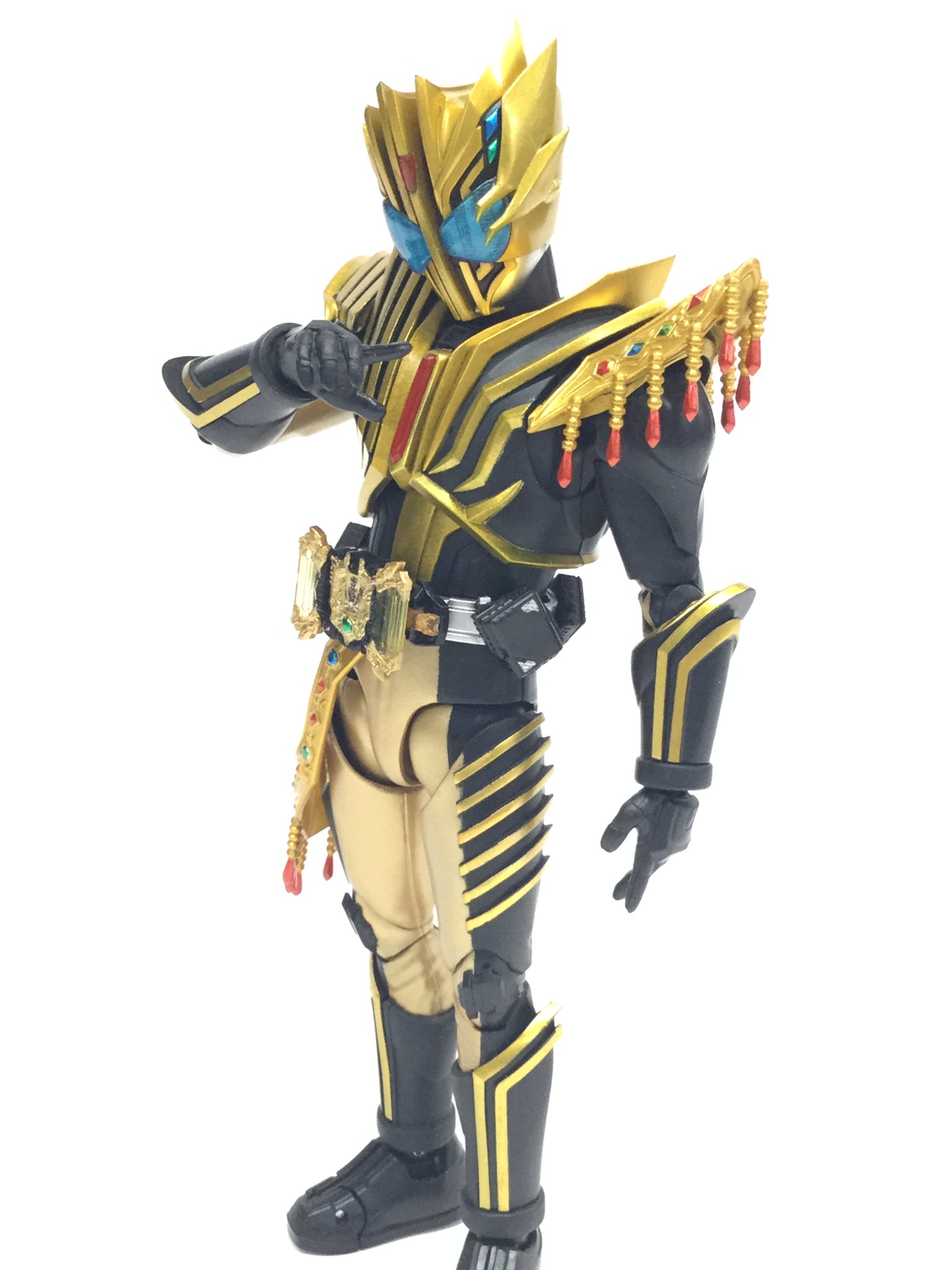 ★☆ゴージャスタイム☆★　配送箱未開封　フィギュアーツ　仮面ライダーレジェンド Amazon.co.jp: s.h.fig uarts 仮面ライダーレジェンド : おもちゃ