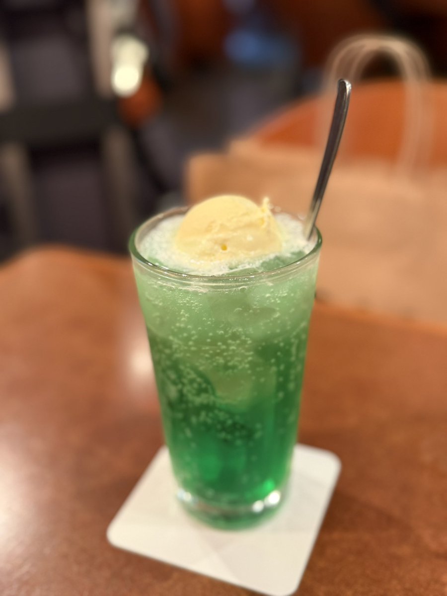 rabittutai's tweet photo. 疲れたから休憩😵 https://t.co/sdXWu7NKAC
