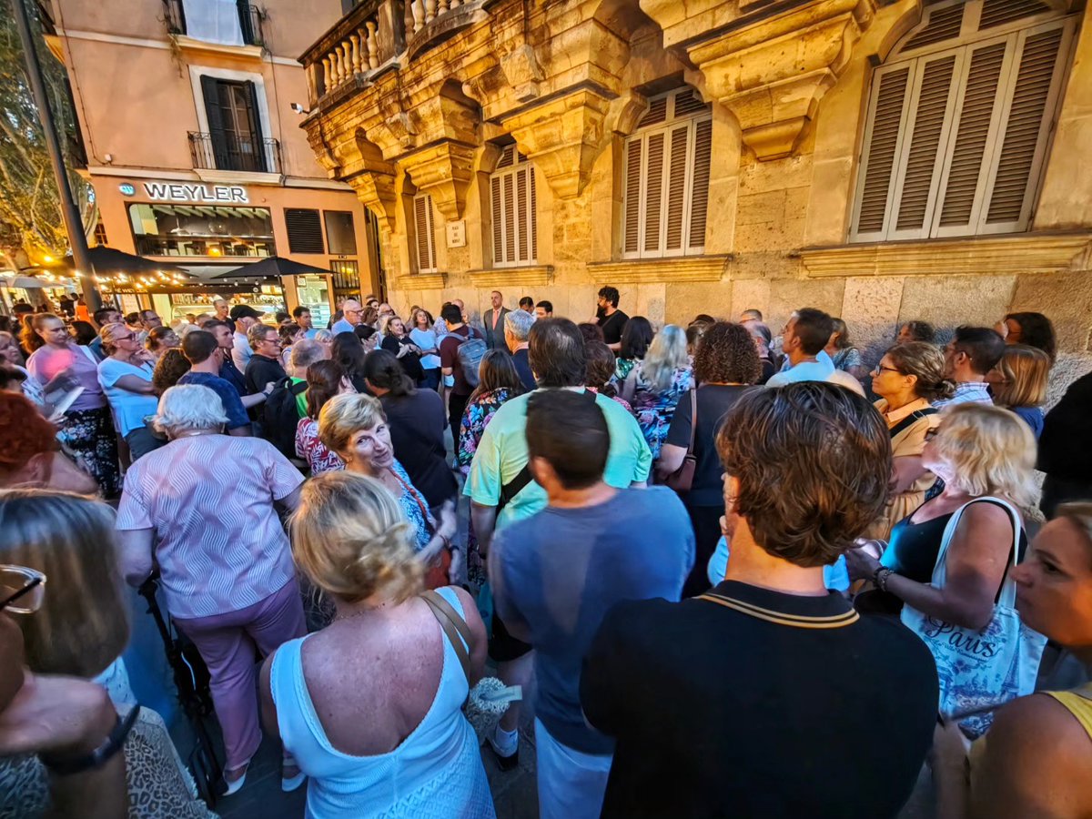 Font de Misteris tweet media