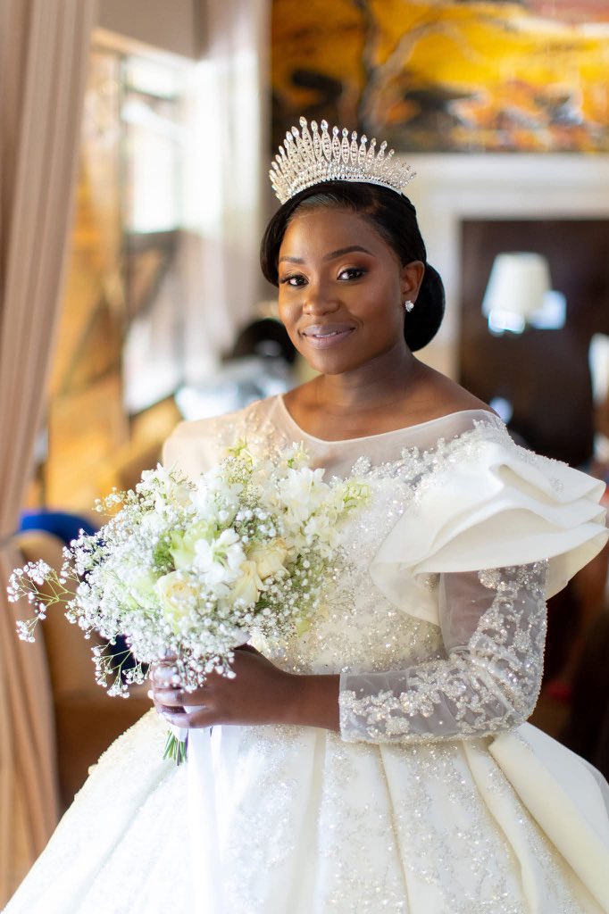 MannaResorts's tweet photo. Throwing it back to one of our FAVE weddings! 💕✨ 
Get ready to make your dream wedding come true at Manna Resorts!
Take advantage of our wedding promotion and create unforgettable memories like this stunning bride 💗! 
Book now and let’s make magic happen! https://t.co/CSIHcjjHGY