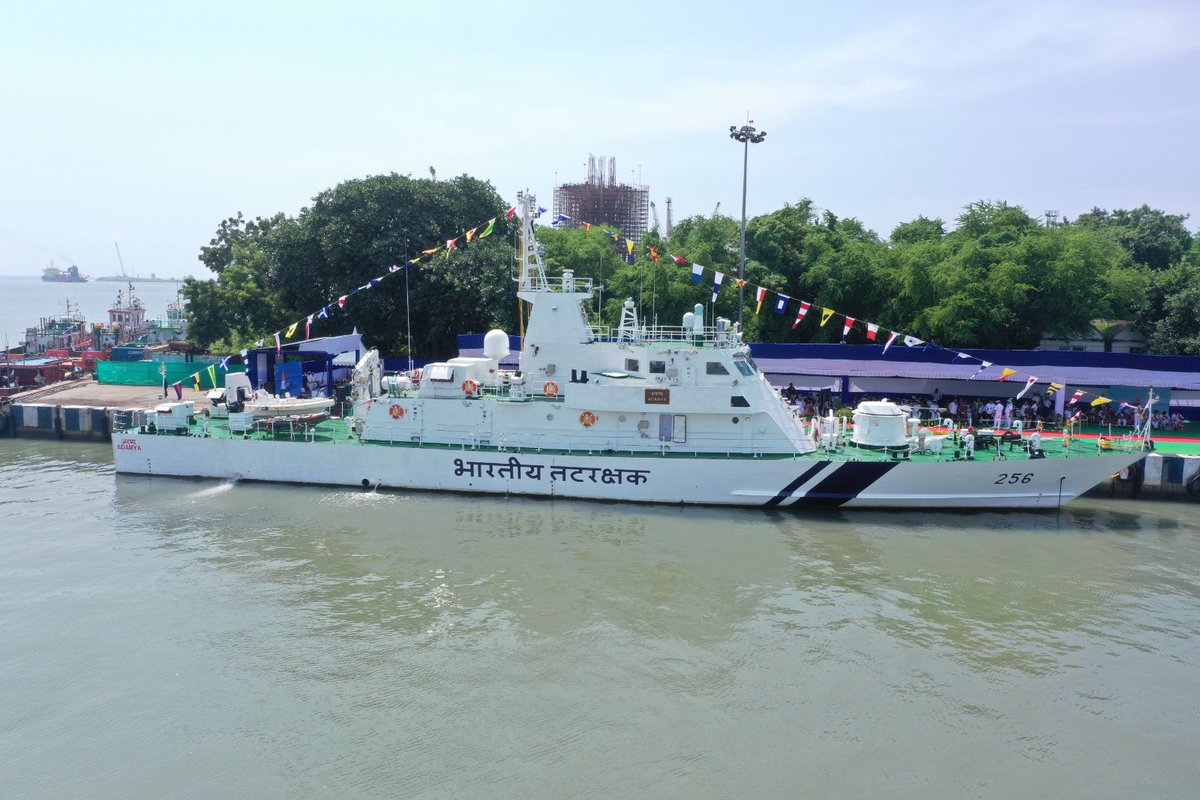 Indian Coast Guard tweet media