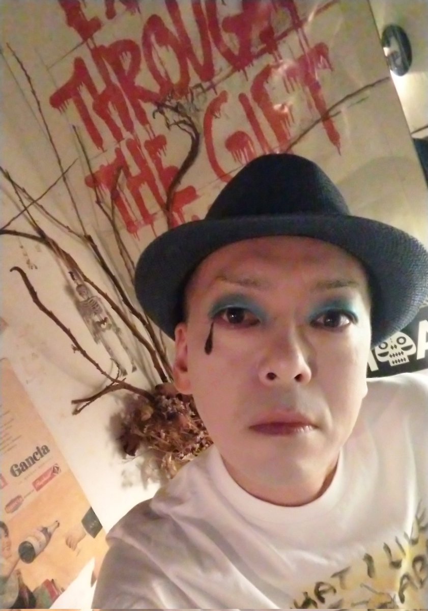 PCtiC6Rmj8gvnYa's tweet photo. 昨夜は行きつけの
BAR GEAR
15周年
初日にピエロメイク
足ツボマッサージ師として出演
ギアマス足ツボ初体験
めっちゃ痛がり笑
なにはともあれ
15周年おめでとうございます!
#BARGEAR
《Blog遊ぶ鬼の日々》https://t.co/tU2ybaDelU https://t.co/EqVp0FjAG4