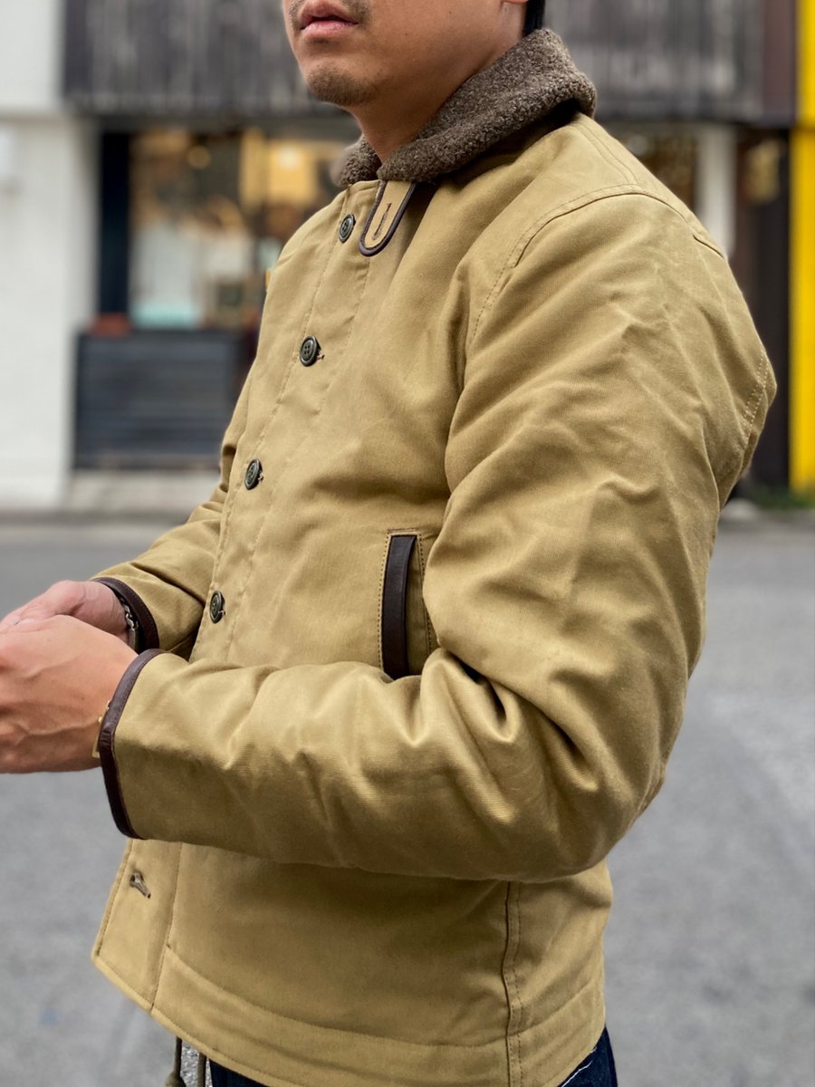 DryBones_Nagoya's tweet image. 本日販売スタートしましたので、お早めに。

・N-1 Leather Combination Jacket
size：36、38、40、42

#n1jacket #deckjacket #usnavy #rockabilly #1950s #50s #vintage #amekaji  #n1ジャケット #デッキジャケット #ミリタリー #usネイビー #ロカビリー #1950年代 #ヴィンテージ #アメカジ