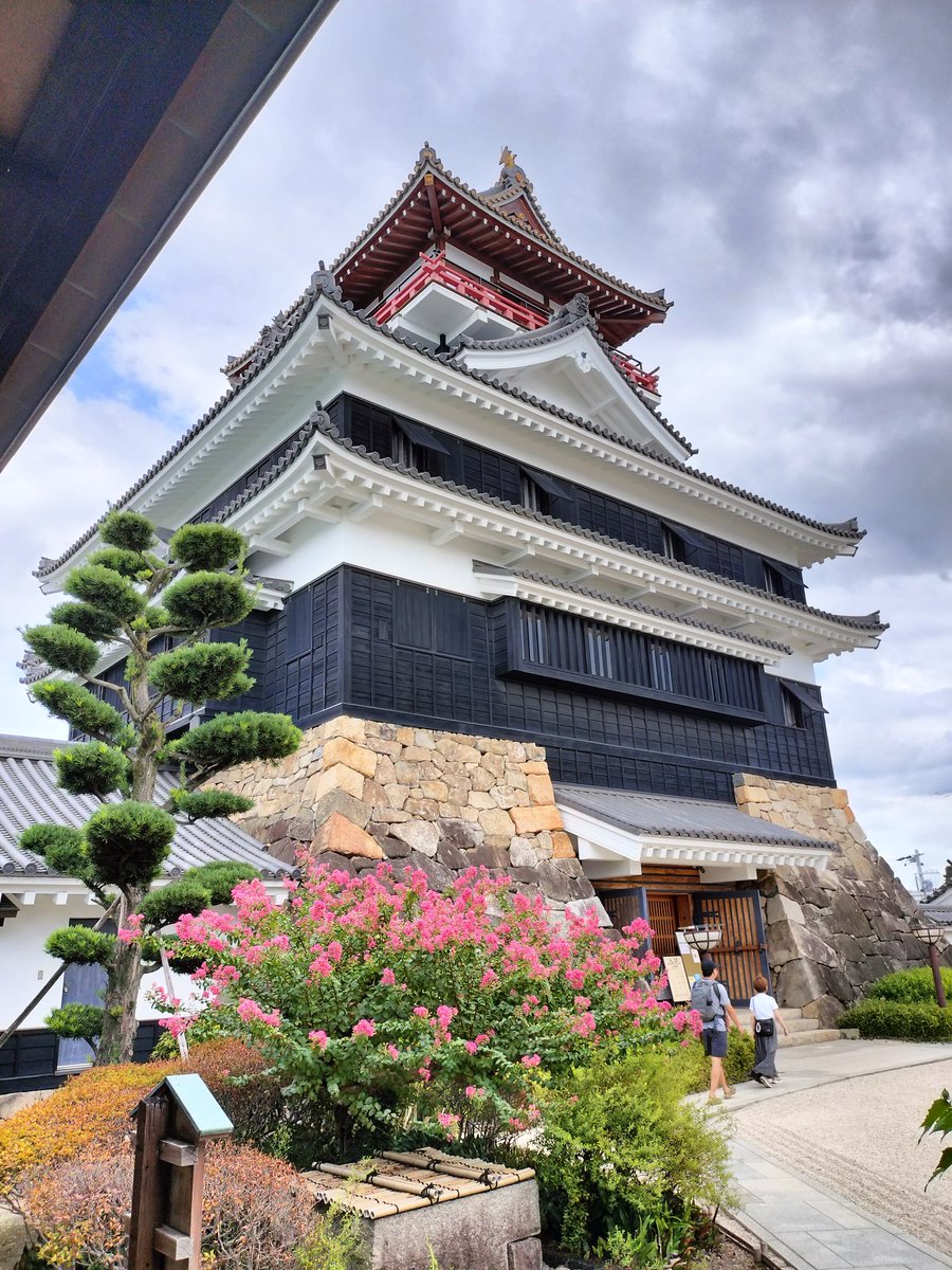 清洲城にも行ってきました、綺麗に整備してある割に人が少なくて満喫出来ました