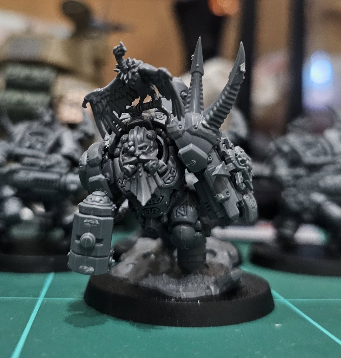 kommissarazura's tweet image. Chaos Votann has arrived!

Chaos Votann Overseer
And
Chaos Votann Deck Officer

#WarhammerCommunity #Votann #Kitbash #Chotann