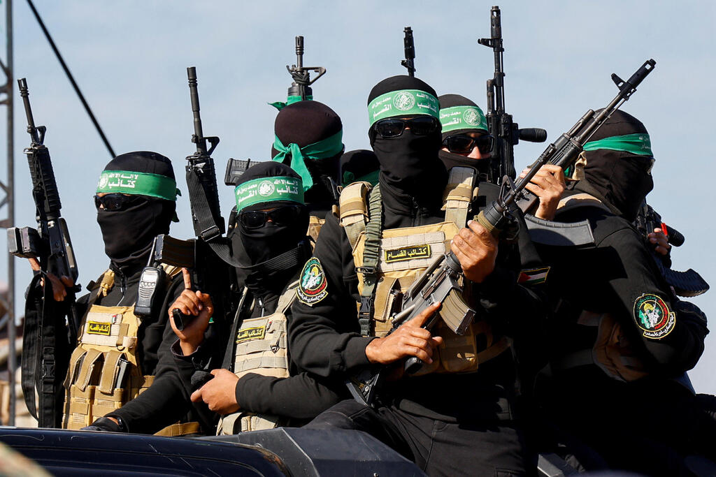 Hamas warns that Israel offensive ends hope for hostages return.
They stated further that Israel will no longer receive hostages, dead or alive.