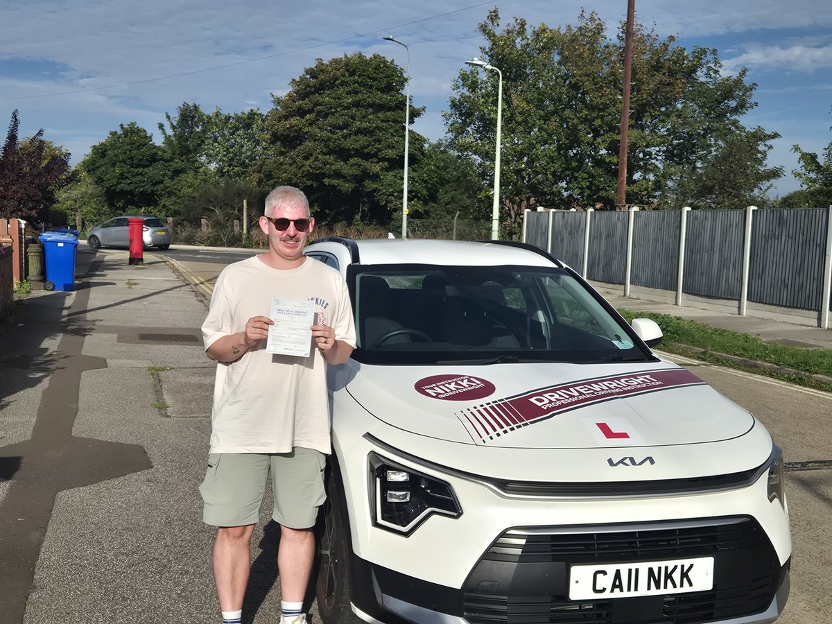 Whooooo hooooooo - TEST PASS for Mikey ! 
Take care on the roads - stay safe a gimme a beep n wave 👋 
Much love Nik x
#learnrightwithdrivewright 
#keyringschangelives 
Join our TALENTED TEAM
Click  below 👇👇
drive-wright.co.uk
We are looking forward to meeting you !