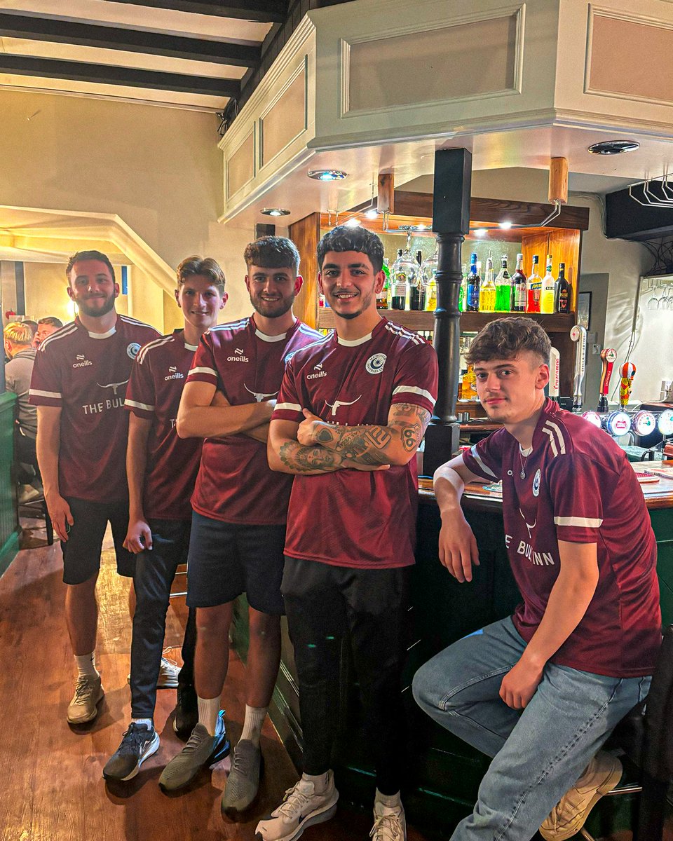 📢 Kit Announcement | 2025/26 Season

We’re delighted to reveal the brand new Ilchester FC Away Kit in partnership with <a href="/ONeillsSportsUK/">O'Neills Sportswear UK</a>! 👕⚽

A huge thank you to our sponsors for their amazing support – not only funding the kit but also hosting our photoshoot. 🍻

Up the Ilch!