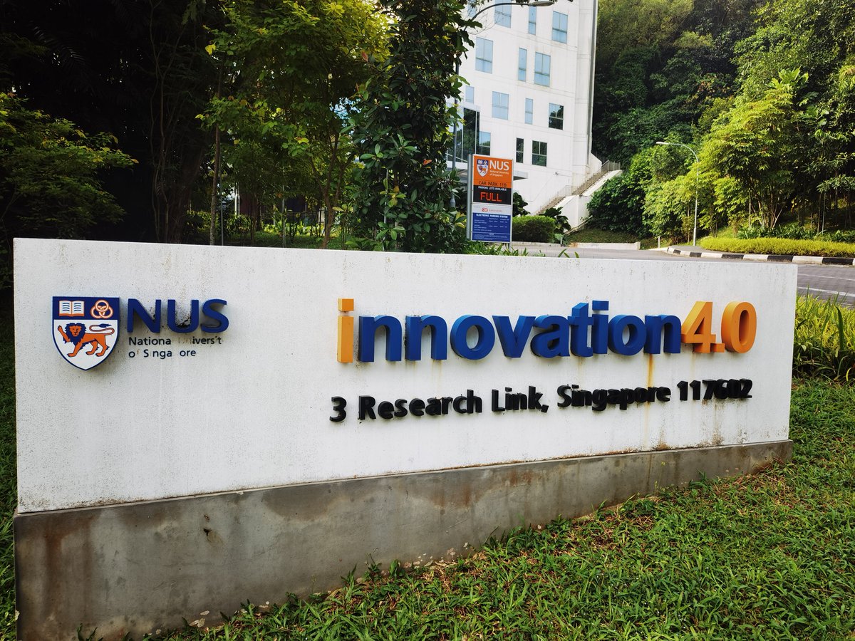 EsdlumenLED's tweet image. 🎓LianTronics Fine Pitch LED Displays Elevate Campus Innovation at the National University of Singapore (NUS)!
Static walls are a thing of the past. Our display has been seamlessly integrated into the architecture, turning an elevator lobby into a vibrant media wall.