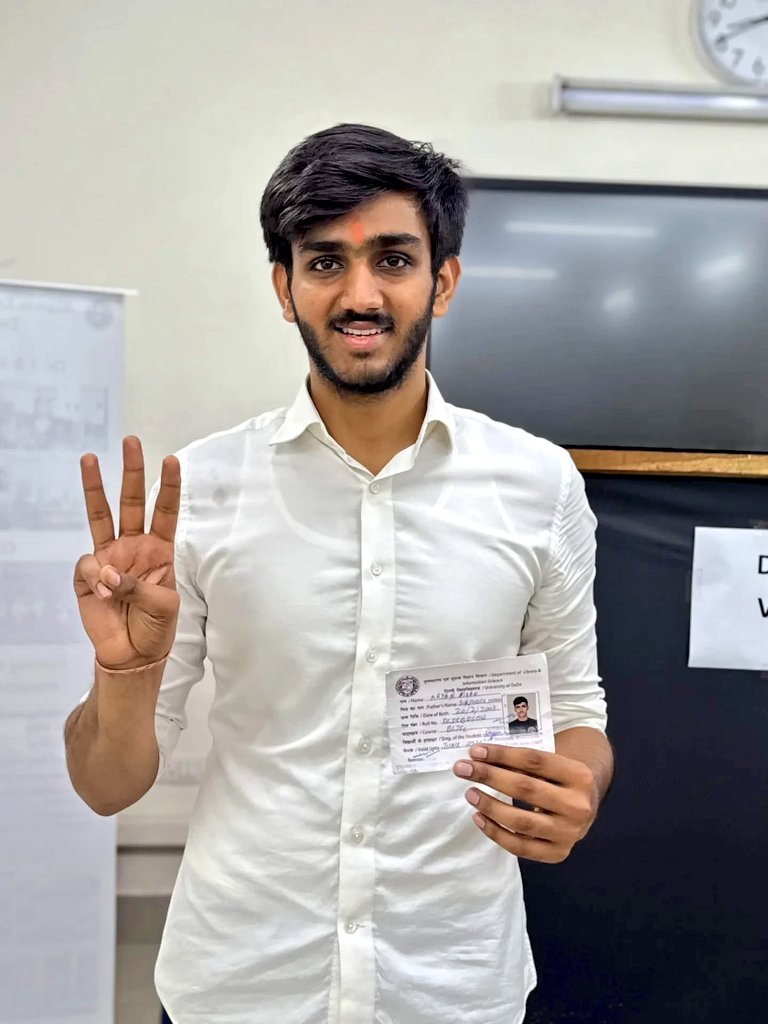 संघर्ष को सलाम भाई...🔥

दिल्ली विश्वविद्यालय ✌️

आर्यन मान को बहुत बहुत बधाई 🎉✌️
#DusuElections2025
<a href="/aryanmaanabvp/">Aryan Maan</a>