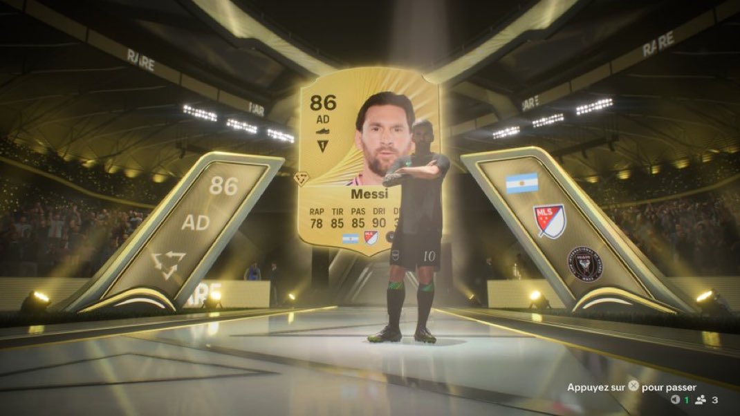 FANSDEFUT tweet media