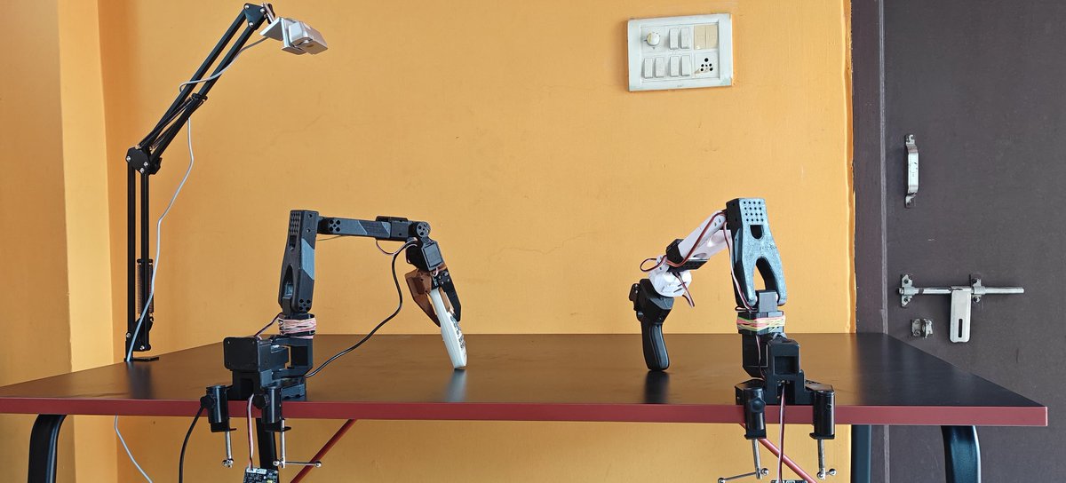 🚀 Another successful setup from one of our contributors!
Robots are getting plugged into our Barbarika DataDAO, expanding the global network collecting high-quality teleop data for Physical AI.

Every new station compounds the dataset, making robots learn faster. ⚡ <a href="/vana/">vana</a>