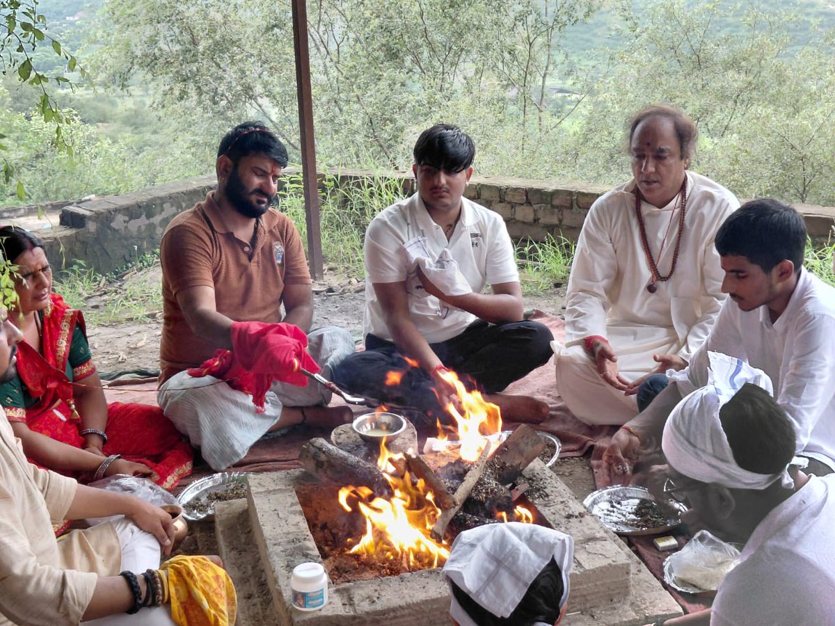 आचार्य स्वामी सोमेन्द्र महाराज पावन धाम tweet media