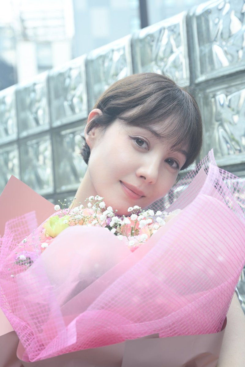 宮本茉由さん、石川恋さんの直筆サイン入りチェキ レア❣️当選品