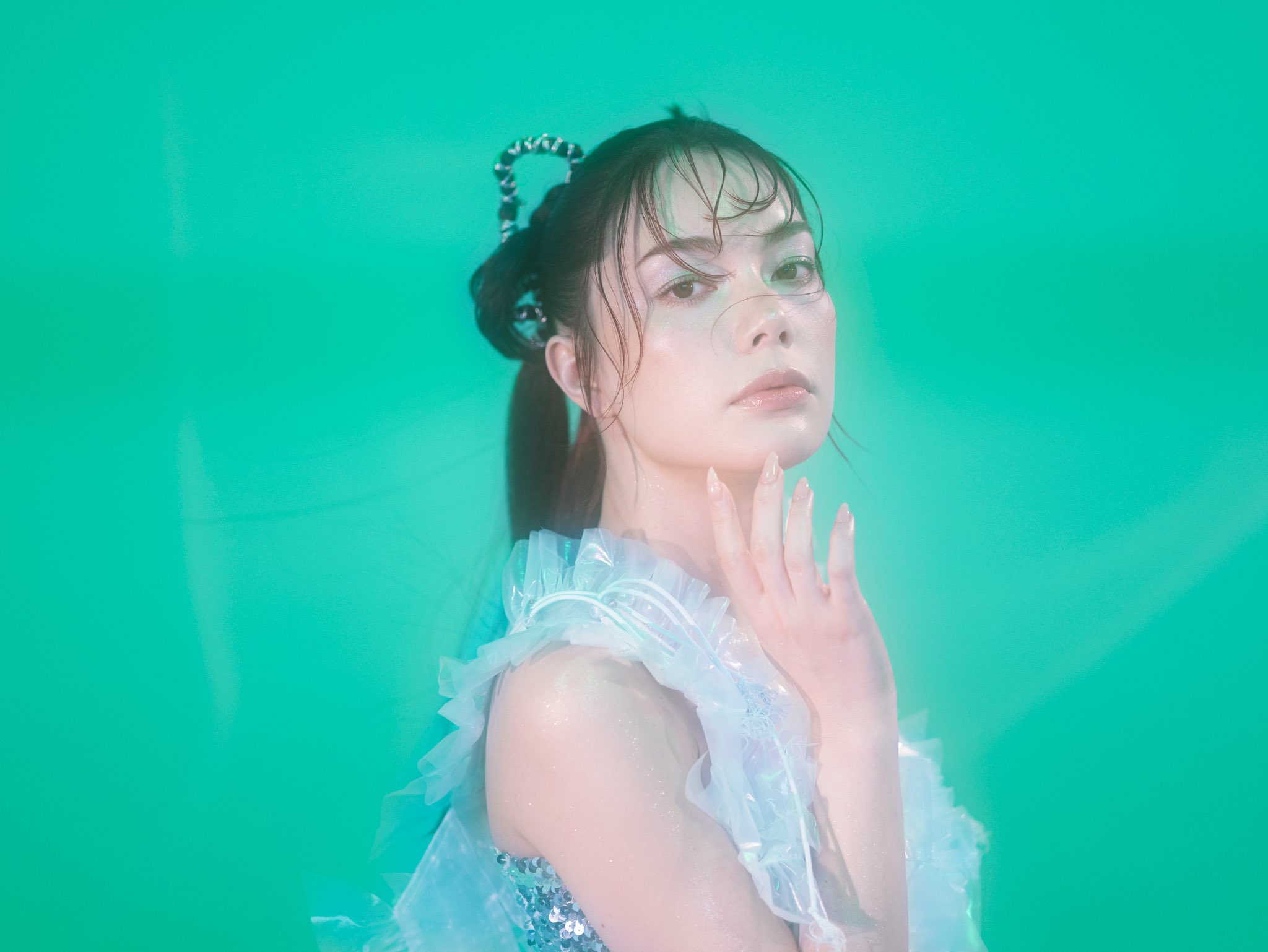 侑里 本日、B-plusにて記事が掲載されています📕 . 「あなたの恋人