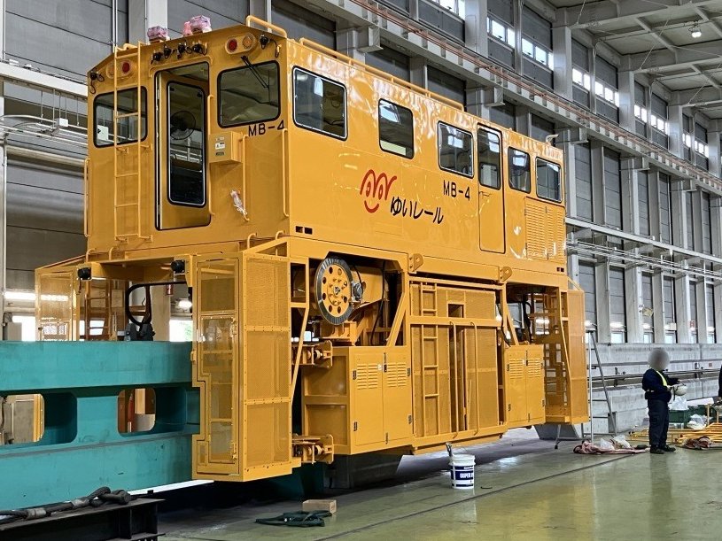 新しい仲間のご紹介📷】 ゆいレールに新たな仲間「工作車 MB-4」が