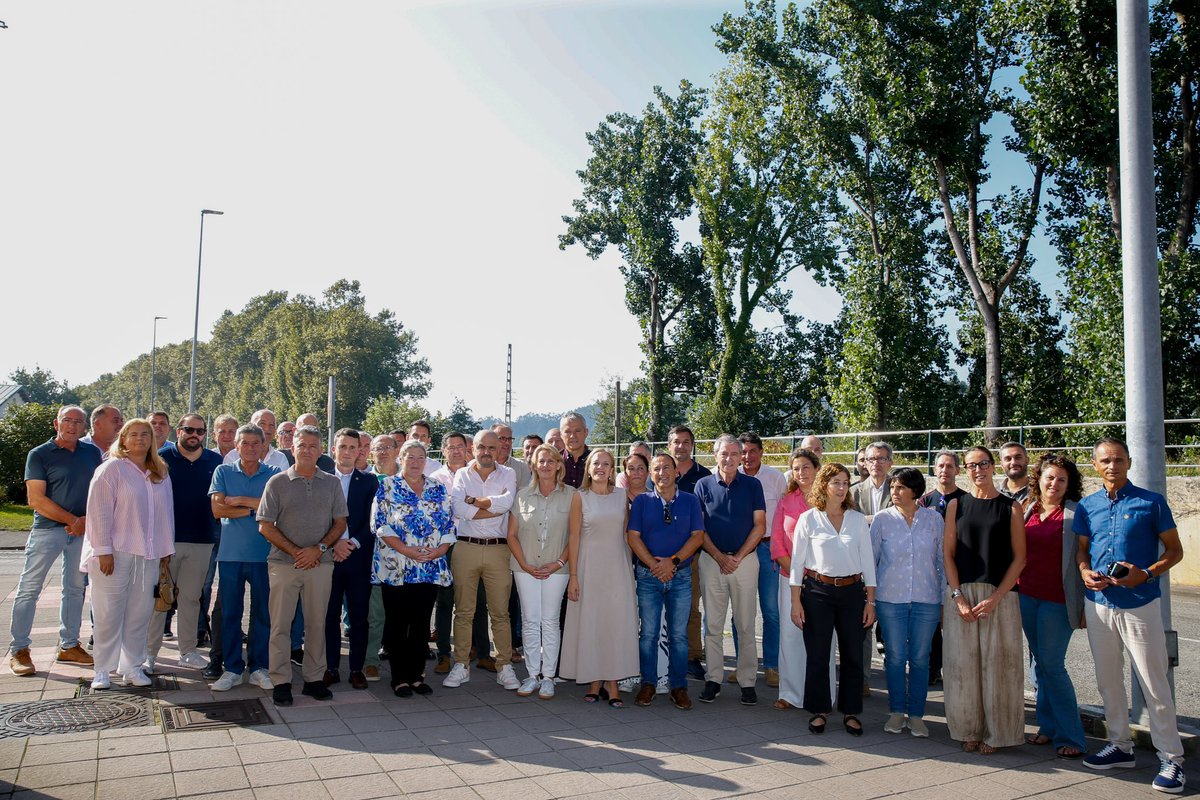 cantabriaes's tweet image. 🔴🔥 @cantabriaes incluirá en el #presupuesto para 2026 una partida para ayudar a los #ayuntamientos a elaborar los planes de emergencia #PEMU o guías de respuesta ante #incendiosforestales

ℹ️👉🏻 bit.ly/4mm9Kli