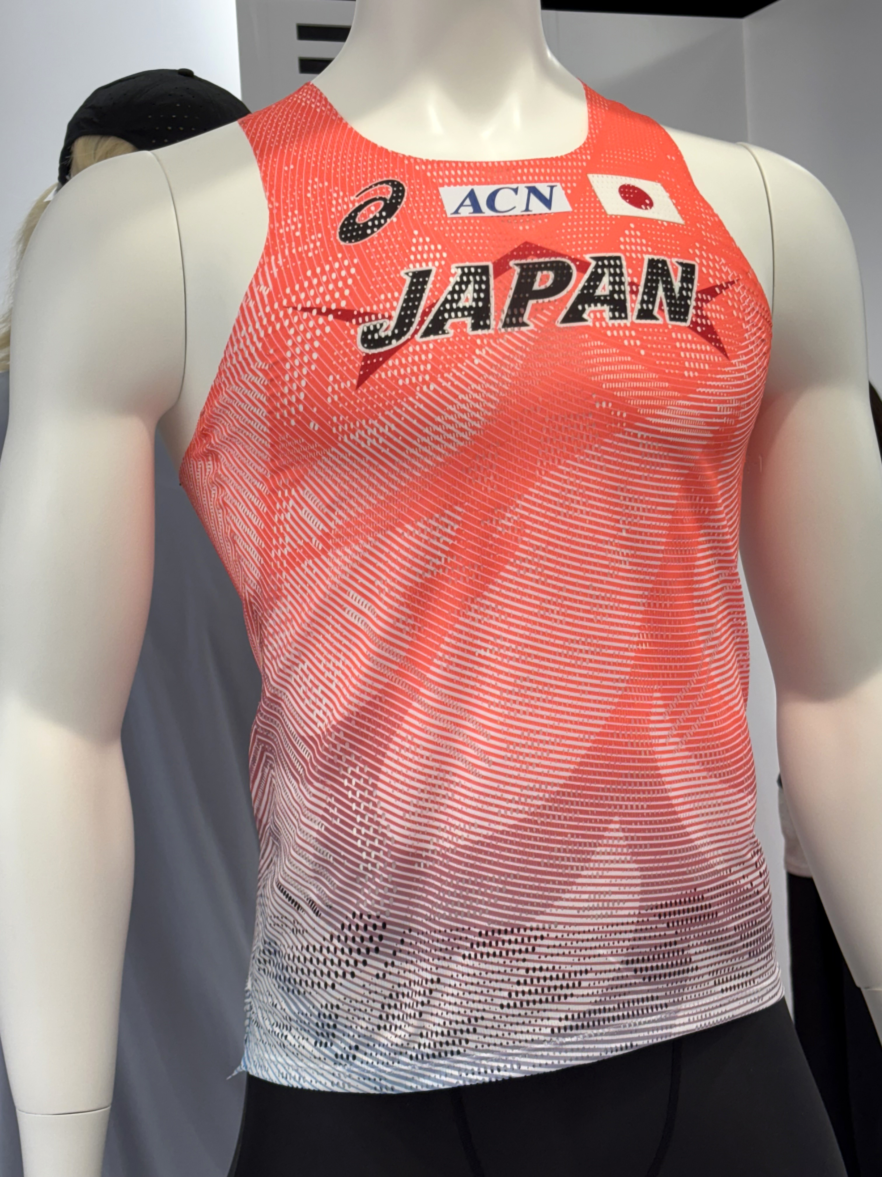 世界陸上2025東京　オフィシャルユニフォーム アシックス」が「東京2025世界陸上」の公式ウエアを披露 織田