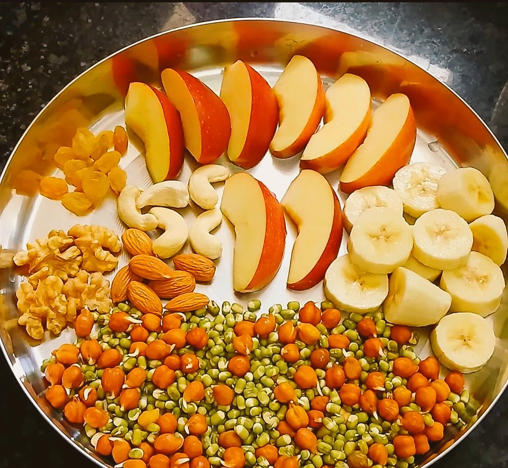 Adv.Priyanka Dubey (Pihu) 🇮🇳 (@advpriyankabjp) on Twitter photo आ जाओ सारे
सभी साथ मे खाते हैं 🙏😄
#FoodieLife
<a href="/VishenMeeta/">Meeta</a> <a href="/Bebak_ladki0/">Surbhi Dubey</a> <a href="/ShikhaT3617572/">༆$HIKHA❤️🔥</a> <a href="/Prabhatx777/">Prabhat Sharma</a> <a href="/belikevinayak/">Vinayak Tripathi</a> <a href="/deepusingh7744/">Deepak</a> <a href="/AsliMomin/">Asli Momin</a> <a href="/happysi20987725/">Singh🇮🇳Amittt™</a> आ जाओ सारे
सभी साथ मे खाते हैं 🙏😄
#FoodieLife
<a href="/VishenMeeta/">Meeta</a> <a href="/Bebak_ladki0/">Surbhi Dubey</a> <a href="/ShikhaT3617572/">༆$HIKHA❤️🔥</a> <a href="/Prabhatx777/">Prabhat Sharma</a> <a href="/belikevinayak/">Vinayak Tripathi</a> <a href="/deepusingh7744/">Deepak</a> <a href="/AsliMomin/">Asli Momin</a> <a href="/happysi20987725/">Singh🇮🇳Amittt™</a>